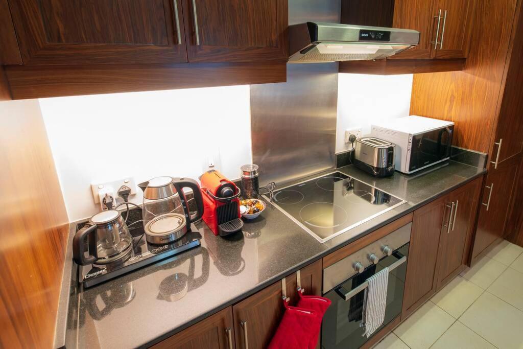 First Class 2Br With Full Burj Khalifa And Fountain View Dubai Dış mekan fotoğraf