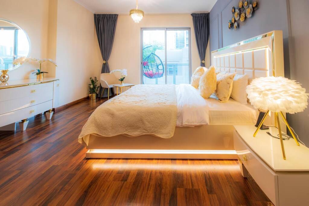 First Class 2Br With Full Burj Khalifa And Fountain View Dubai Dış mekan fotoğraf
